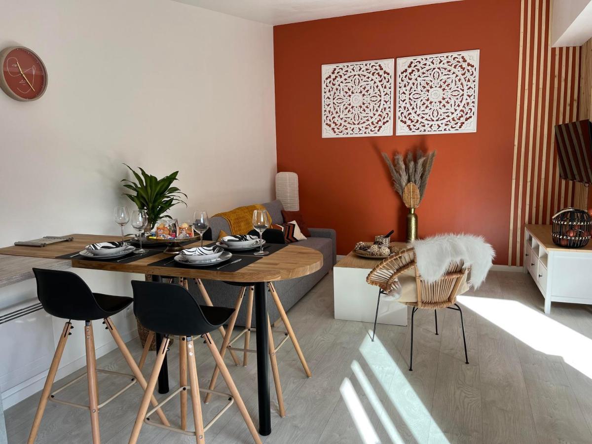 - New - La Terracalm - Wifi / Netflix Villa แชร์บูร์ก อ็อง กงต็องแต็ง ภายนอก รูปภาพ
